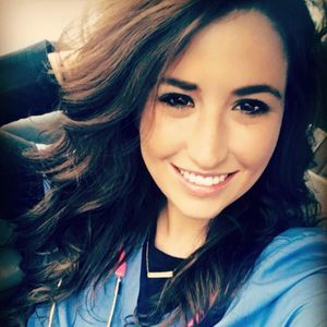 Meet your Posher, Stephanie